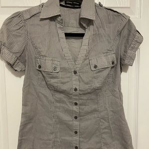 Express gray stripped short sleeve button down blouse